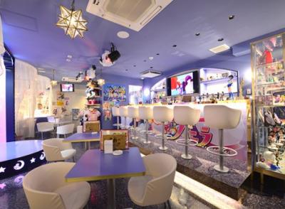 アニメバーは儲かる《開業資金を投資します》